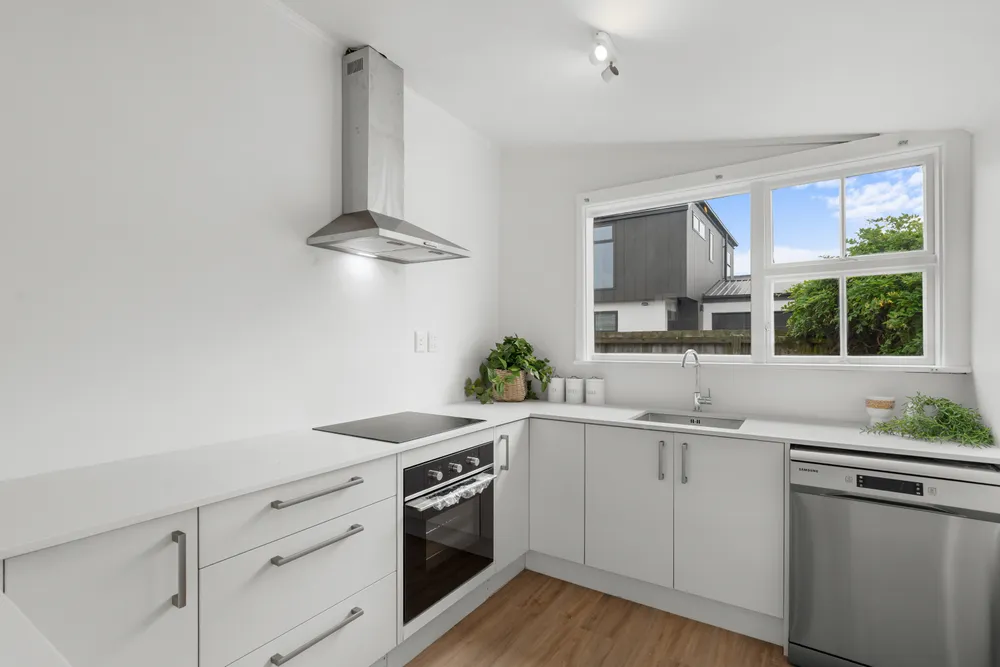 Photos of 41 Mackenzie Avenue