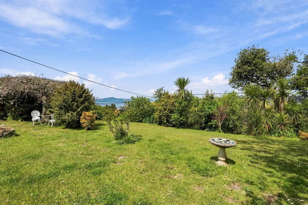 Photos of 15 Carlisle Road