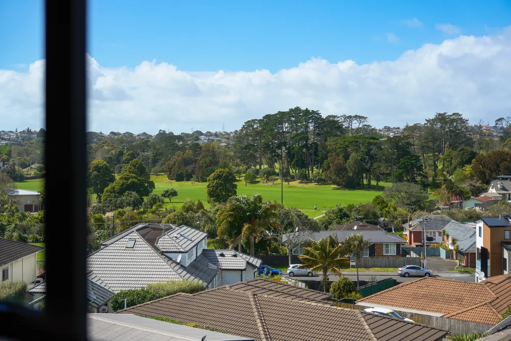 Photos of 4/701 Hillsborough Road
