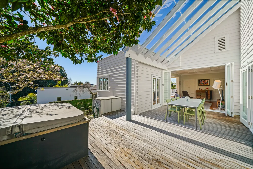 Photos of 8 Waitoa Street