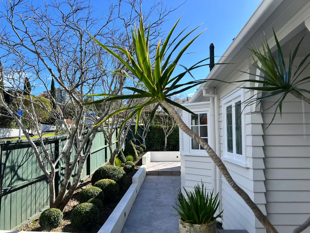 Photos of 8 Waitoa Street