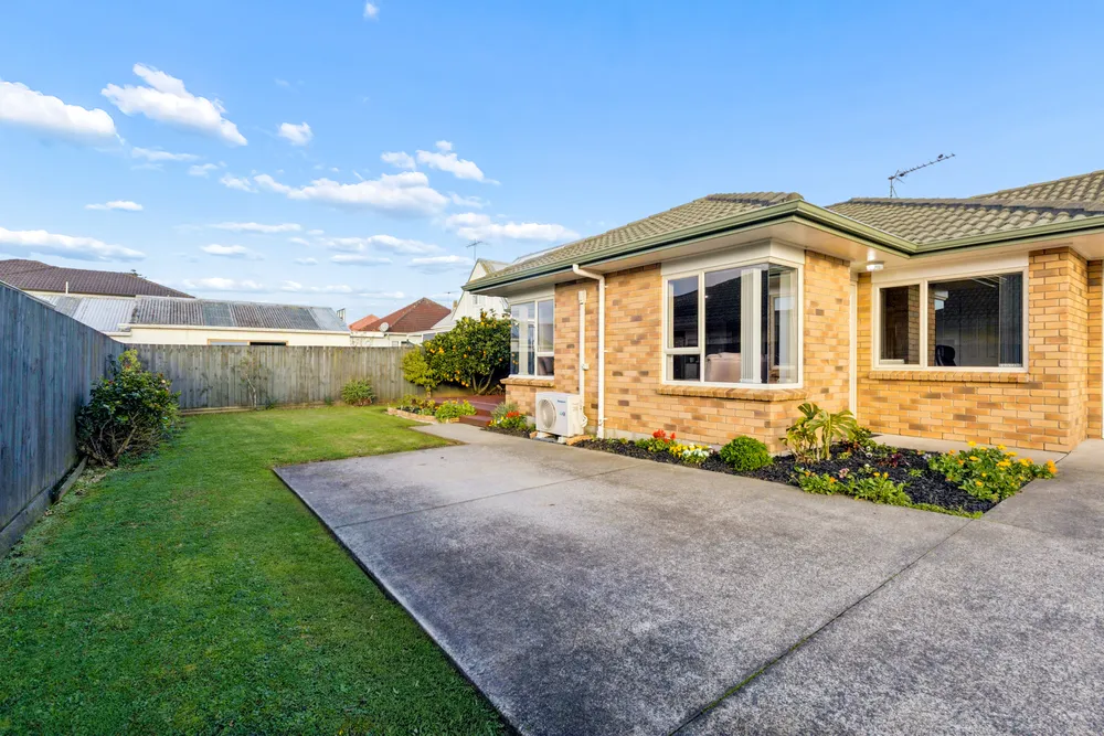 Photos of 56A Huia Road