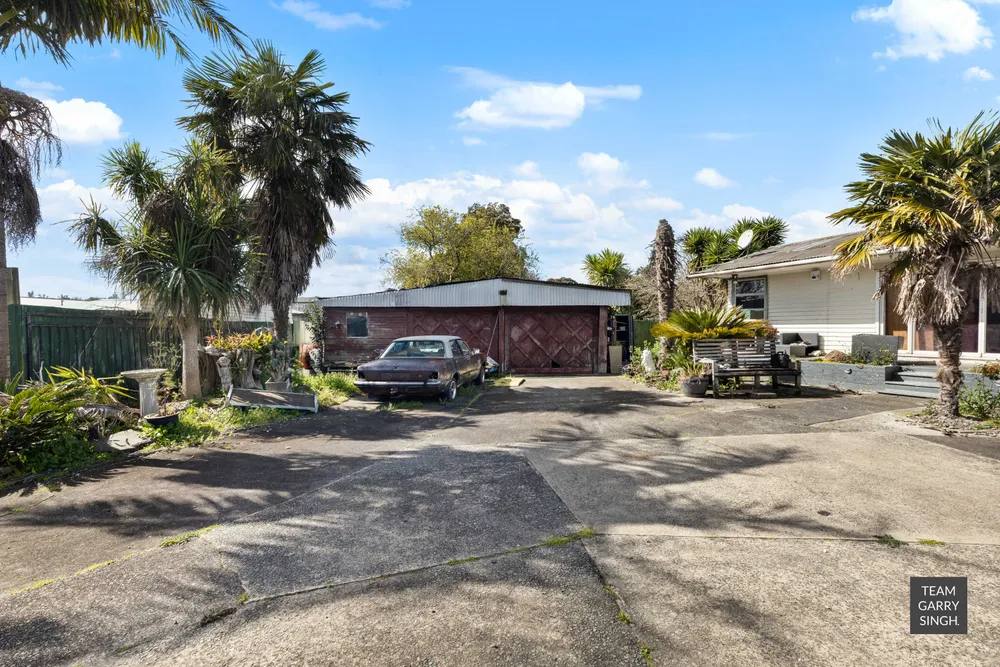 Photos of 16 Jupiter Street
