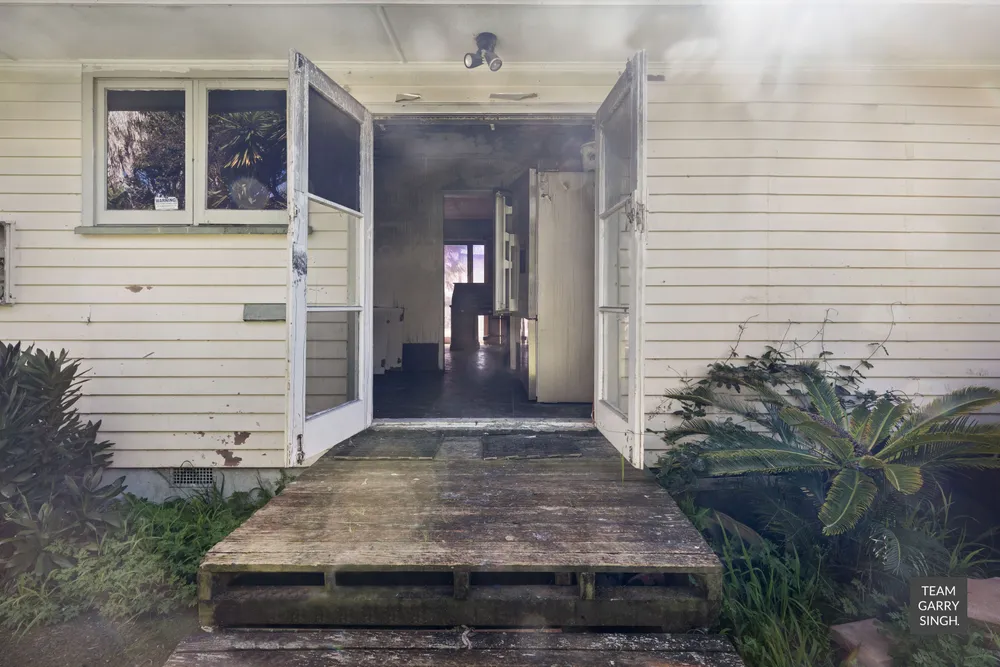 Photos of 16 Jupiter Street