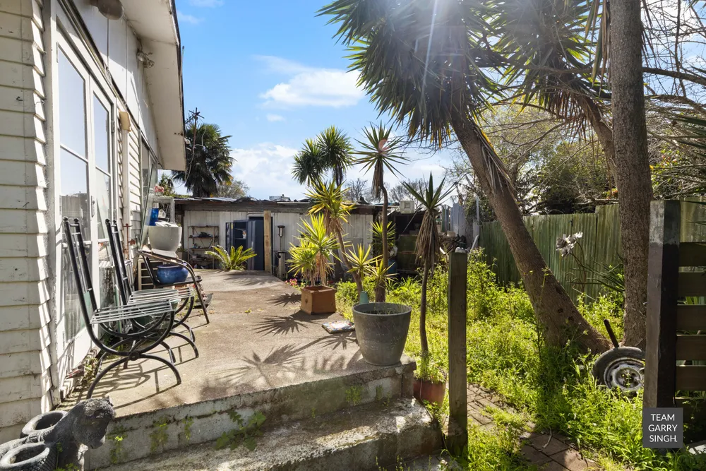 Photos of 16 Jupiter Street
