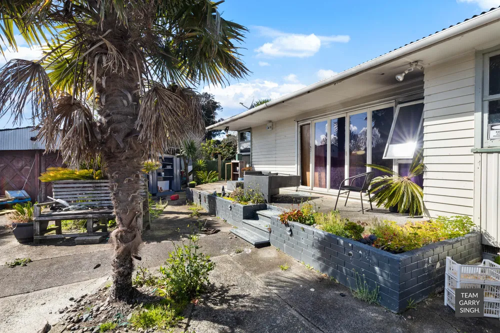 Photos of 16 Jupiter Street