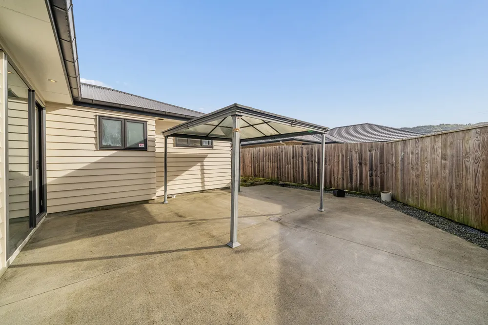Photos of 10 Poulson Grove