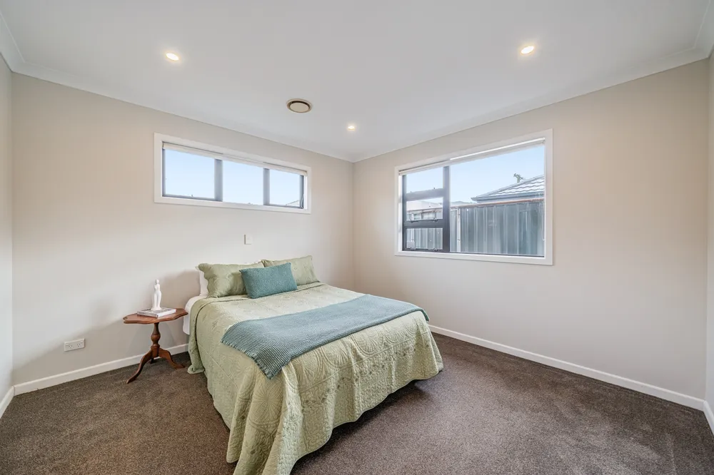 Photos of 10 Poulson Grove
