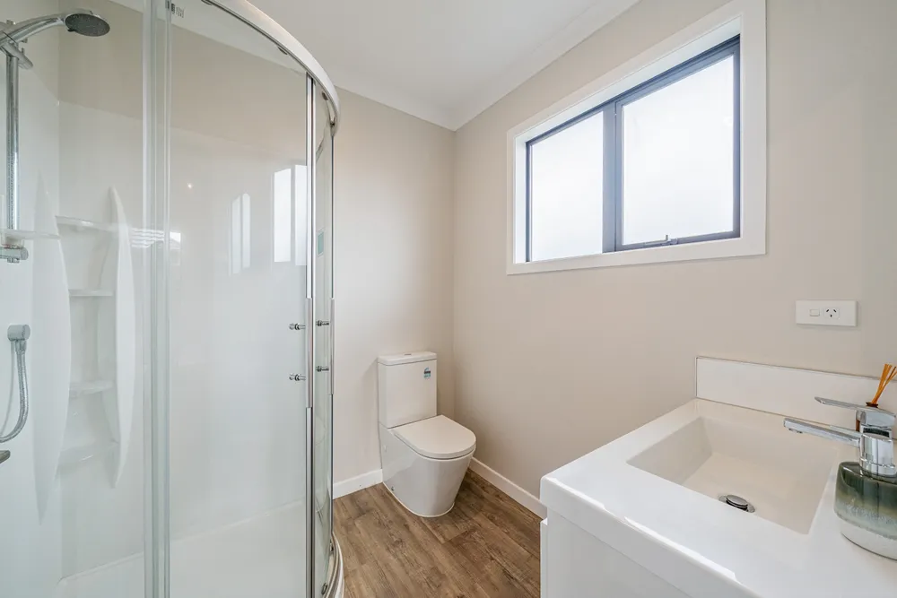 Photos of 10 Poulson Grove