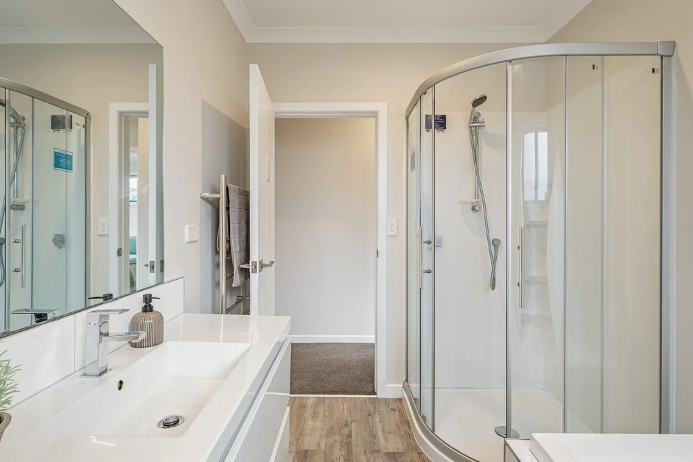Photos of 10 Poulson Grove