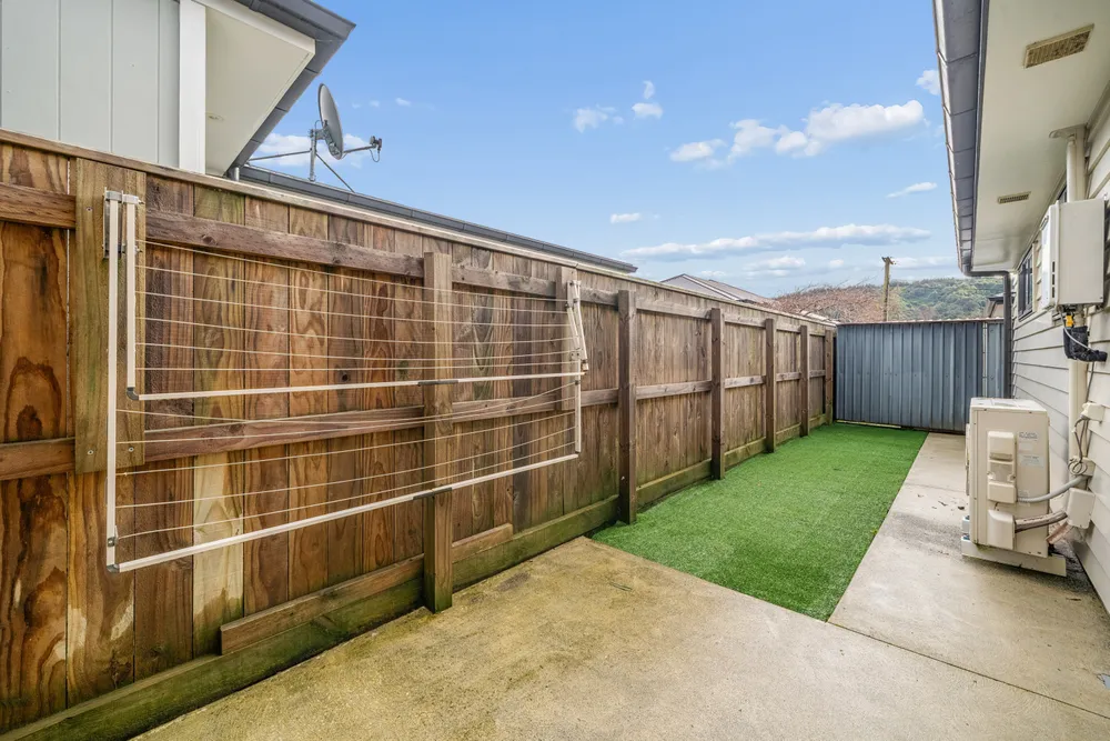 Photos of 10 Poulson Grove
