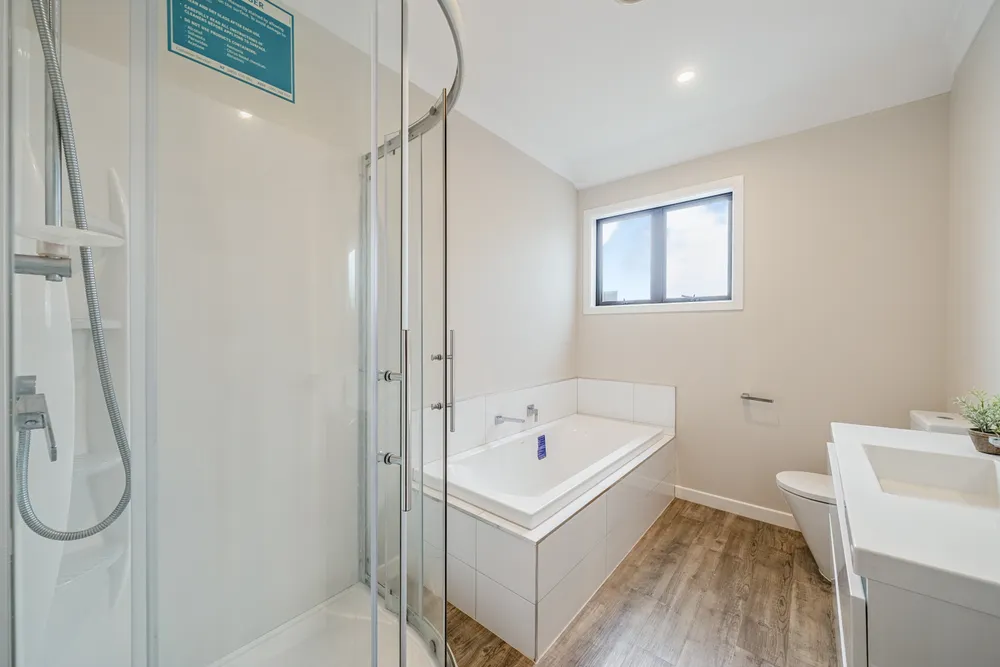 Photos of 10 Poulson Grove