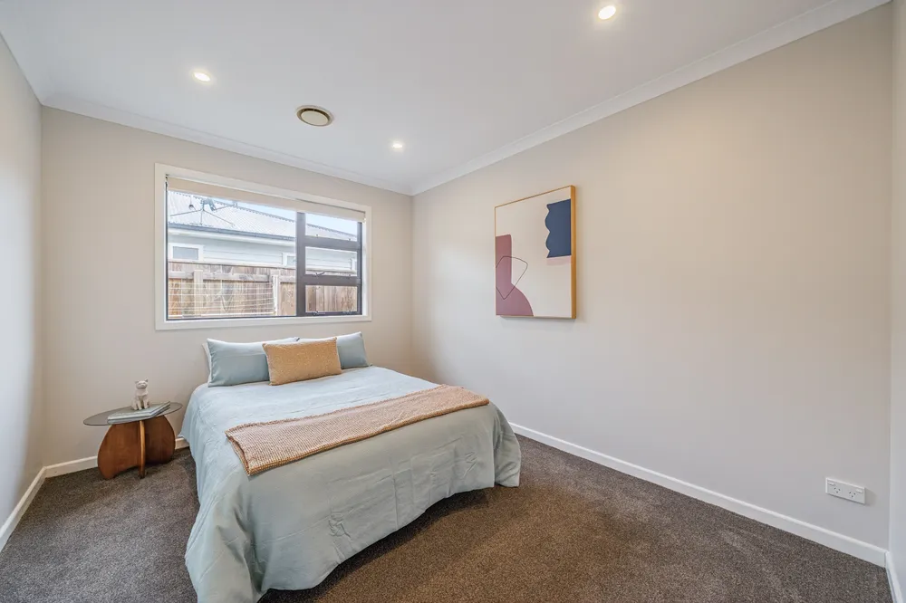 Photos of 10 Poulson Grove
