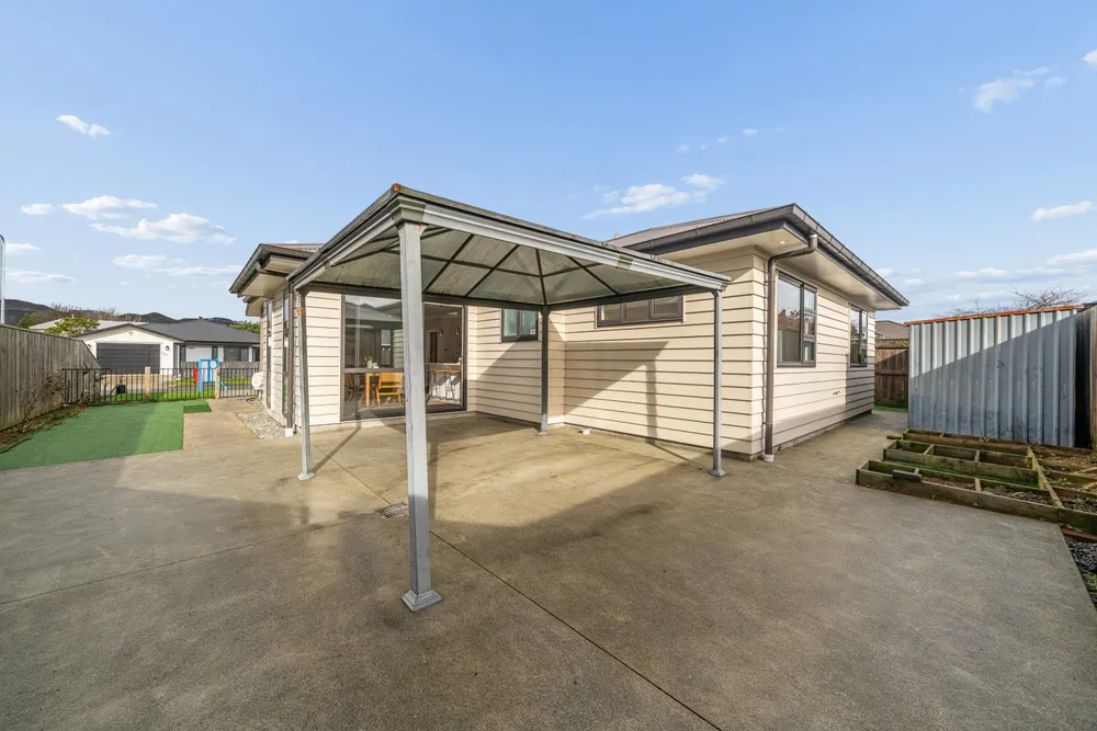Photos of 10 Poulson Grove
