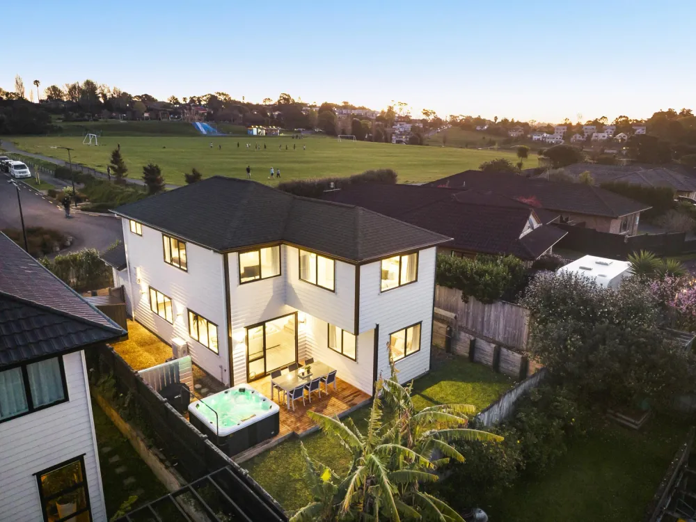 Photos of 45 Baumea Rise