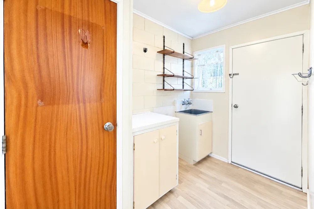 Photos of 2/43 McIntyre Road