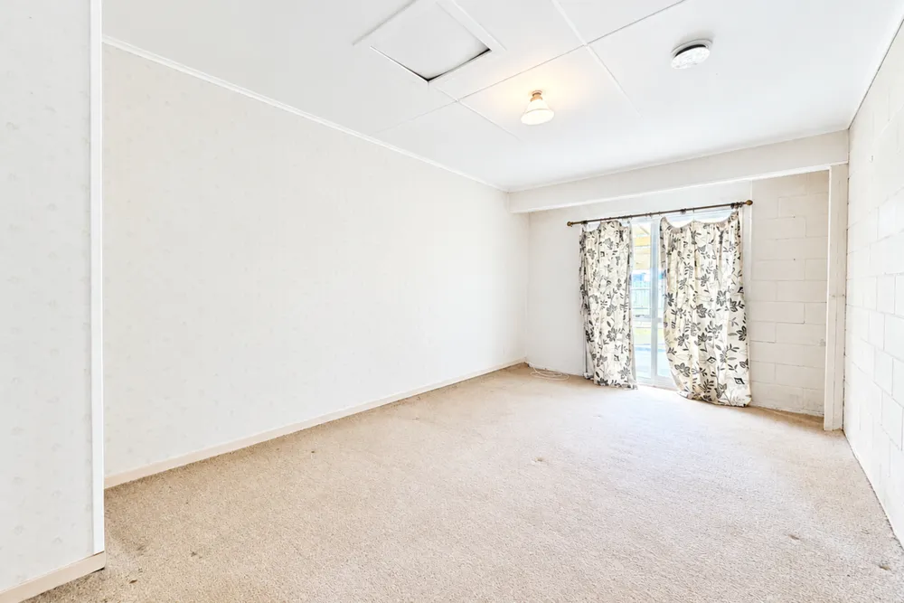 Photos of 2/43 McIntyre Road