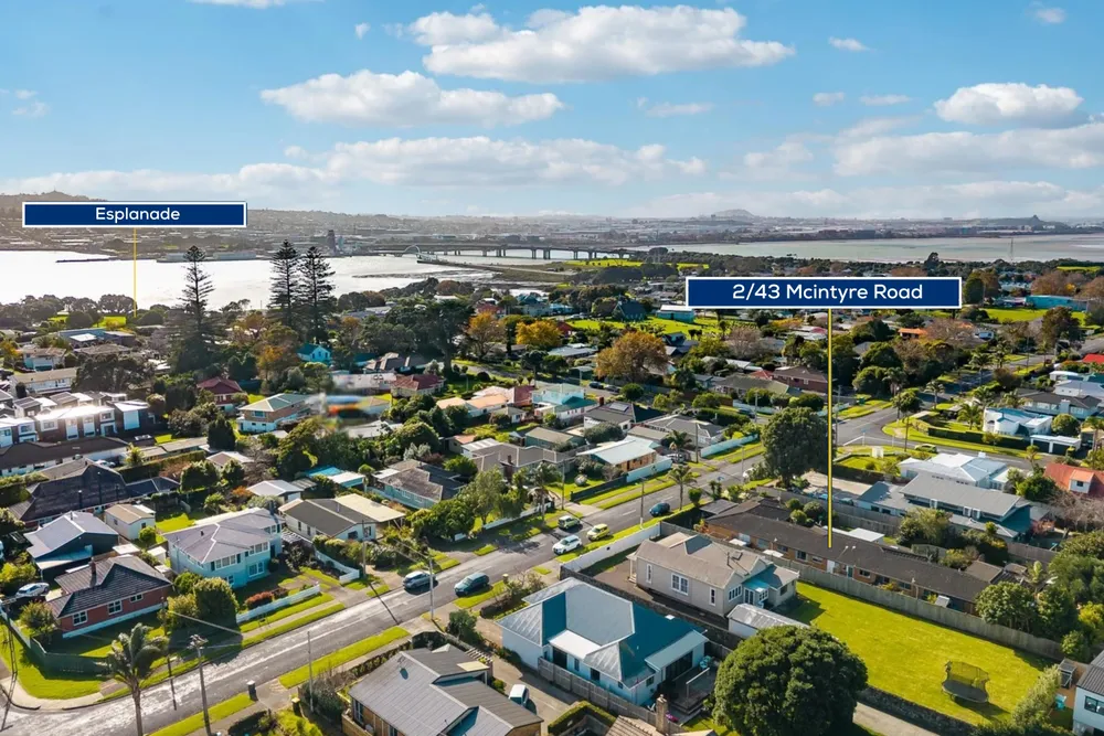 Photos of 2/43 McIntyre Road