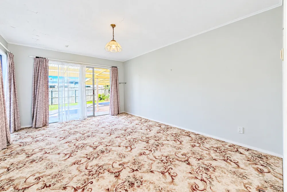 Photos of 2/43 McIntyre Road