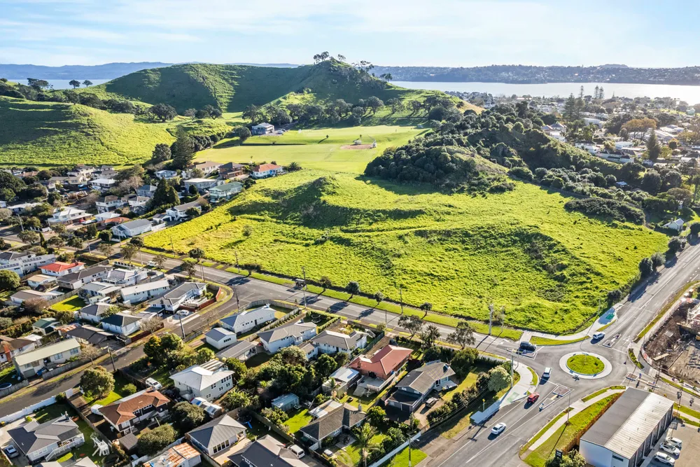 Photos of 2/43 McIntyre Road