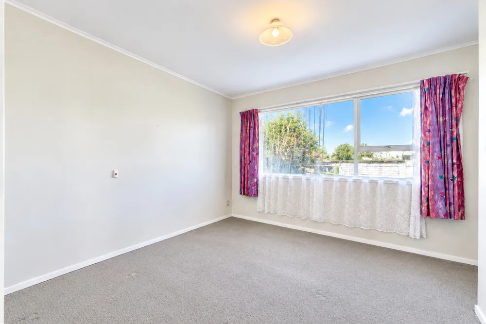 Photos of 2/43 McIntyre Road