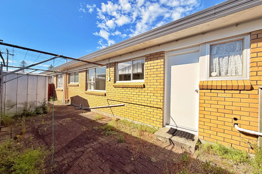 Photos of 2/43 McIntyre Road