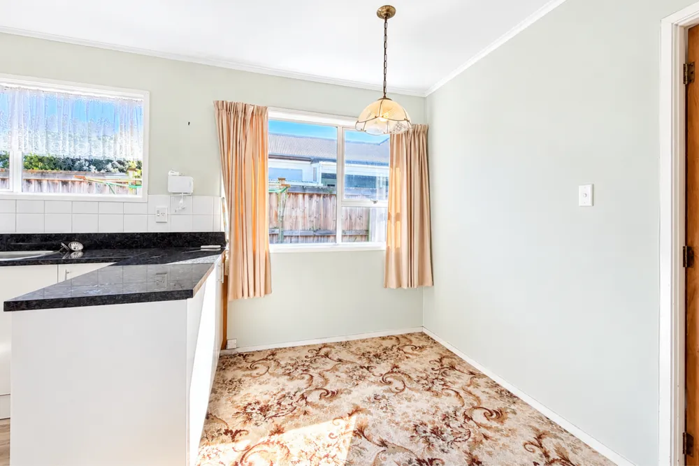 Photos of 2/43 McIntyre Road
