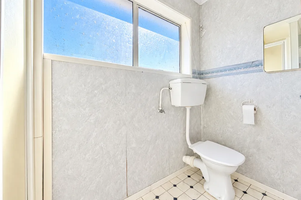 Photos of 2/43 McIntyre Road