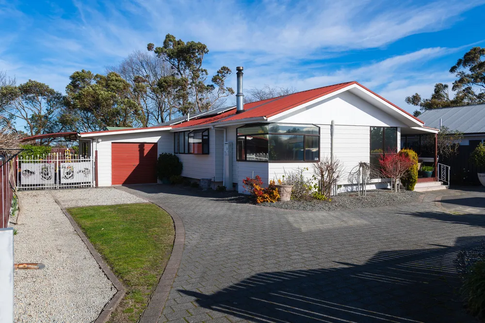 Photos of 378 Nelson Road