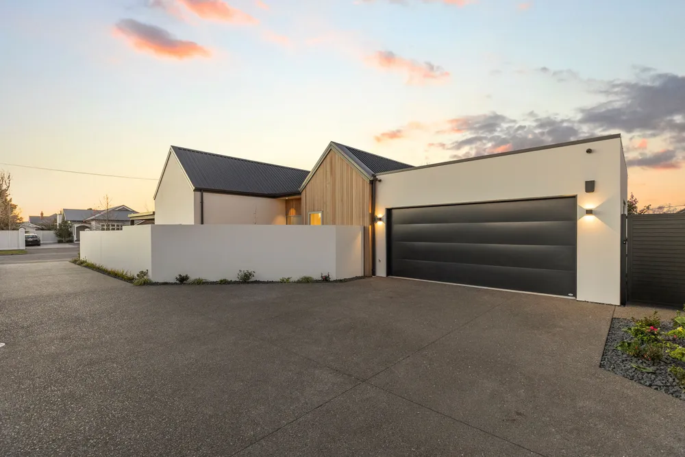 Photos of 78 Weston Road
