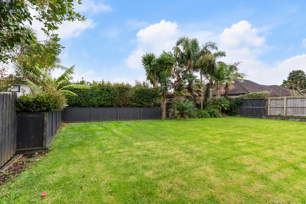 Photos of 22 Whitehaven Road