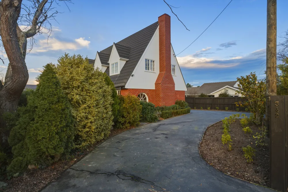 Photos of 342 Ilam Road