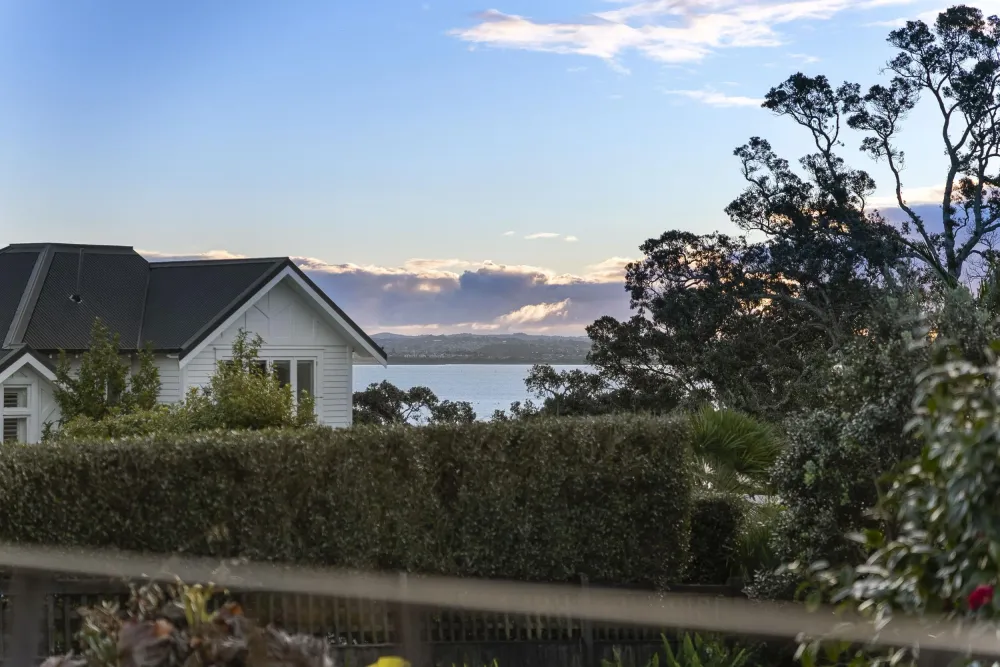 Photos of 2/245 Jervois Road