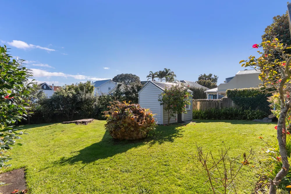 Photos of 2/245 Jervois Road