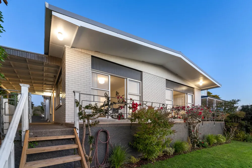 Photos of 2/245 Jervois Road