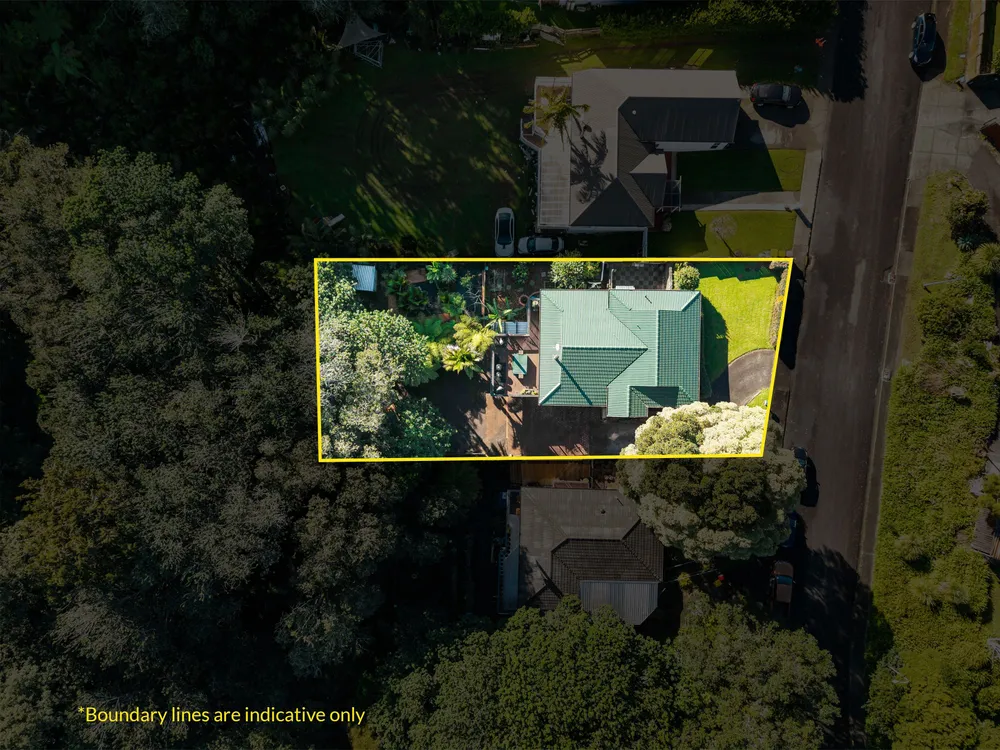 Photos of 24 Gibbs Crescent