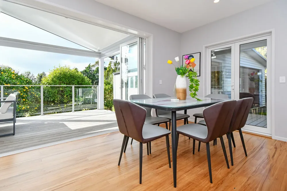 Photos of 54 Pah Road
