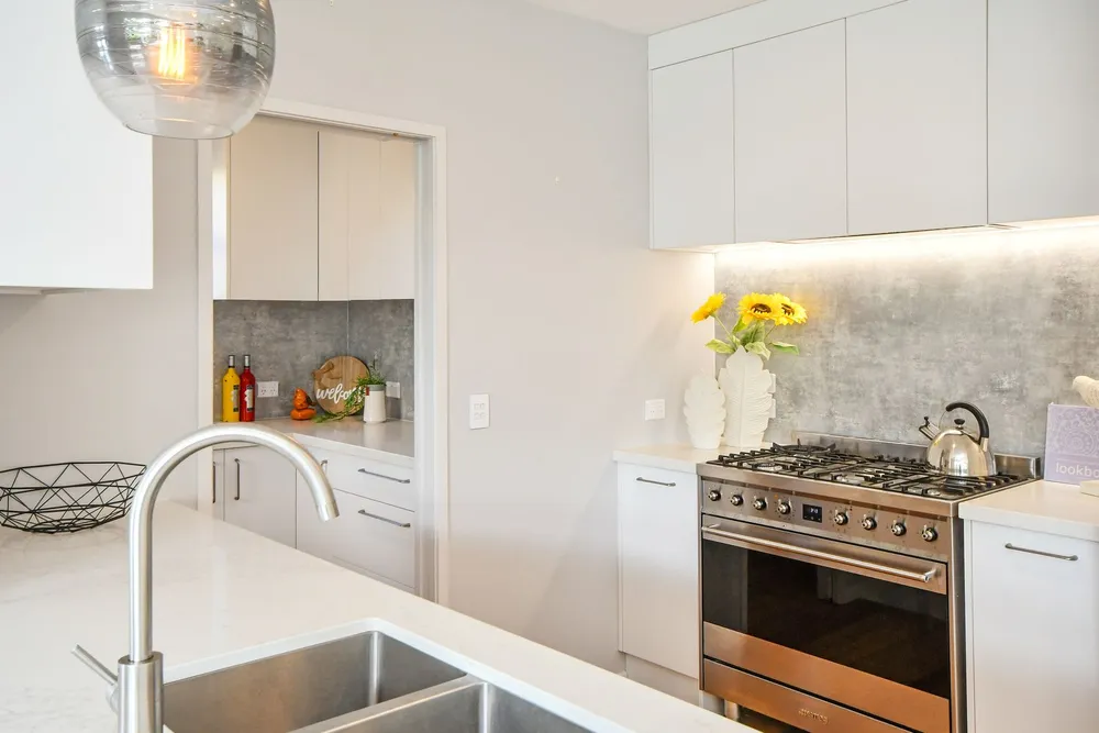 Photos of 54 Pah Road