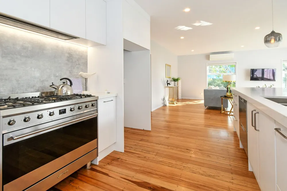 Photos of 54 Pah Road