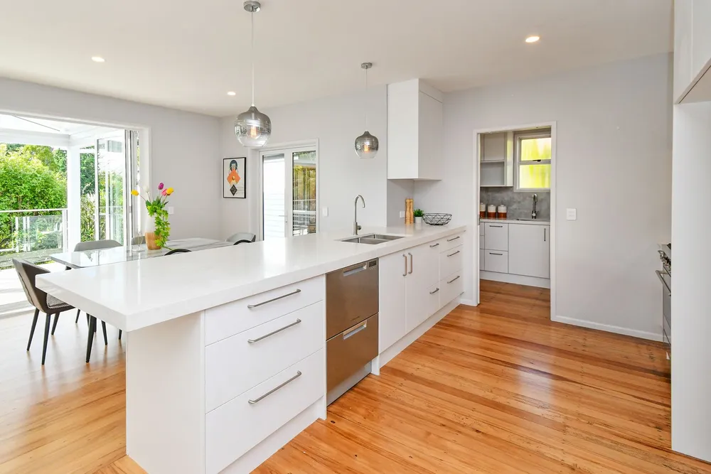 Photos of 54 Pah Road