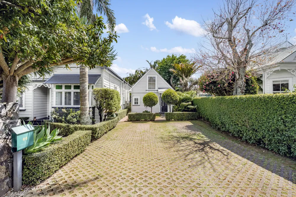 Photos of 66 Trafalgar Street