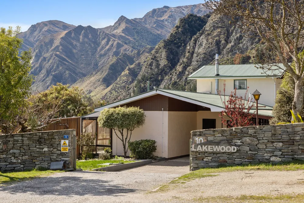 Photos of 10 Denniston Road