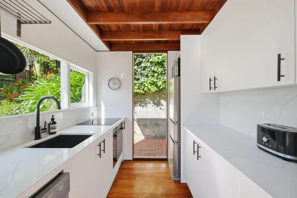 Photos of 2/64 Hapua Street