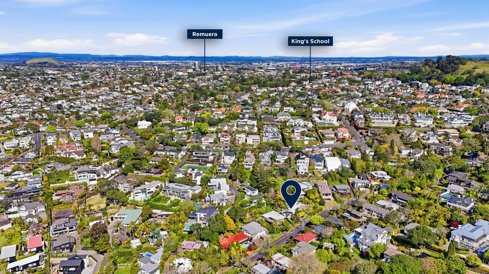 Photos of 2/64 Hapua Street