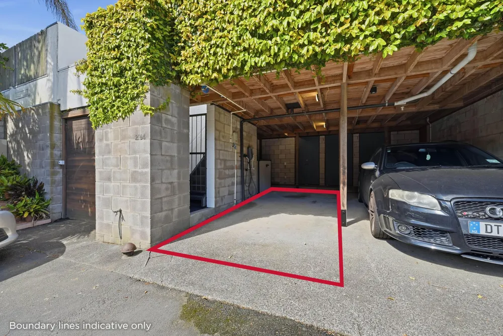 Photos of 2/64 Hapua Street