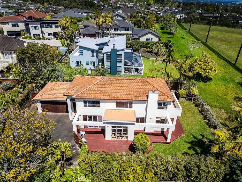 Photos of 42 English Oak Drive