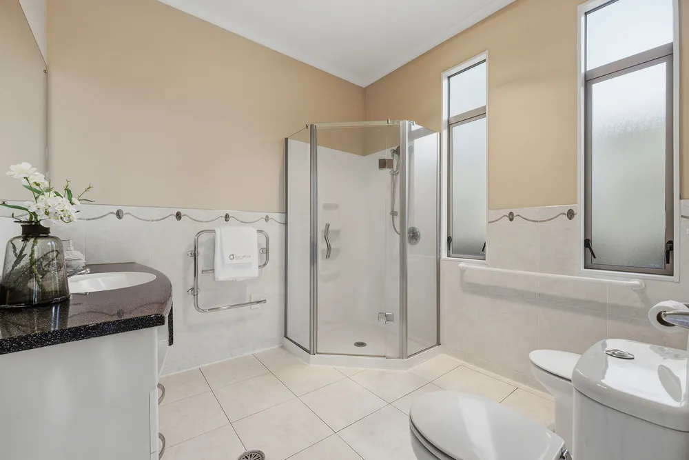 Photos of 42 English Oak Drive