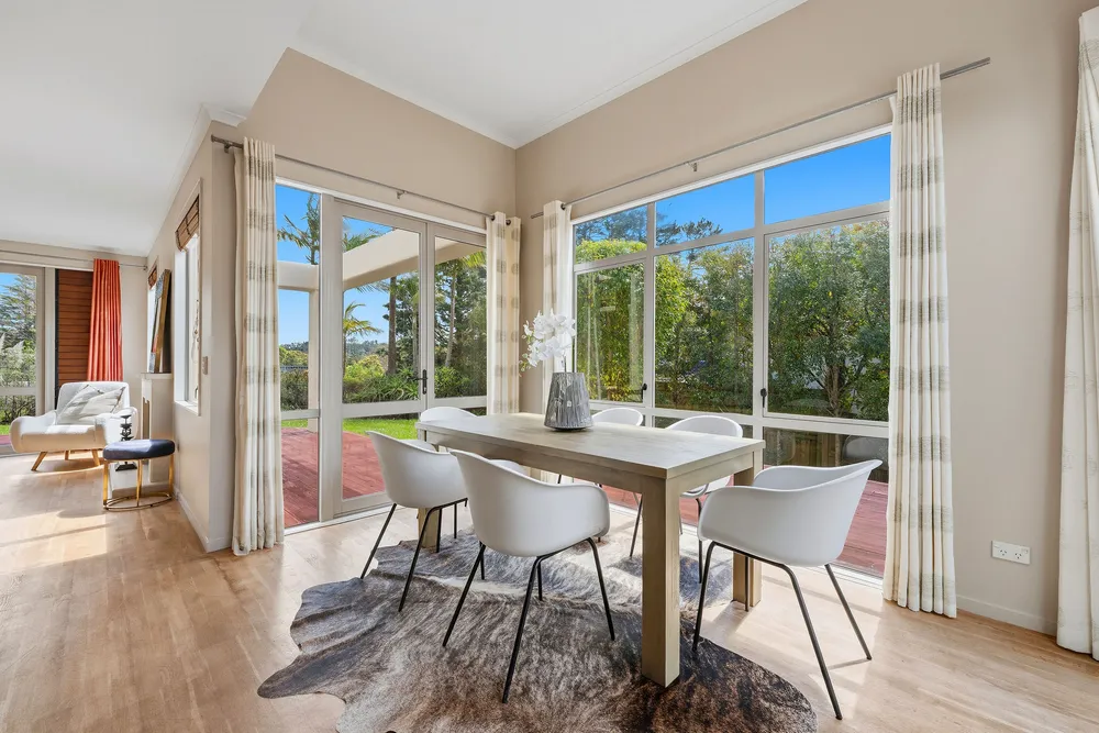 Photos of 42 English Oak Drive
