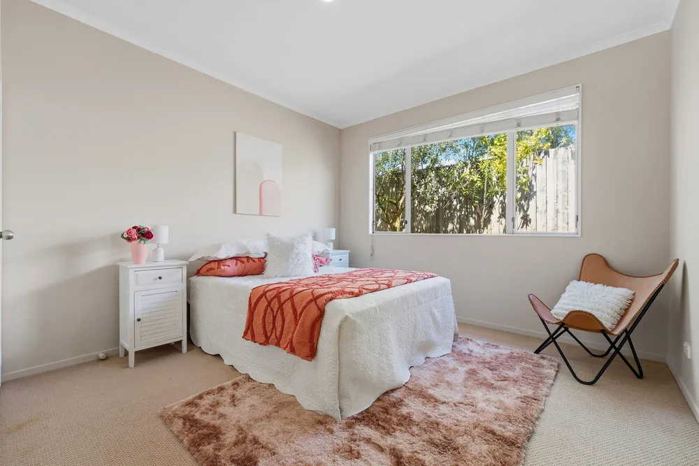 Photos of 42 English Oak Drive