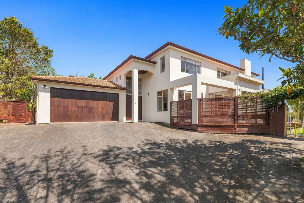 Photo of 42 English Oak Drive, Albany